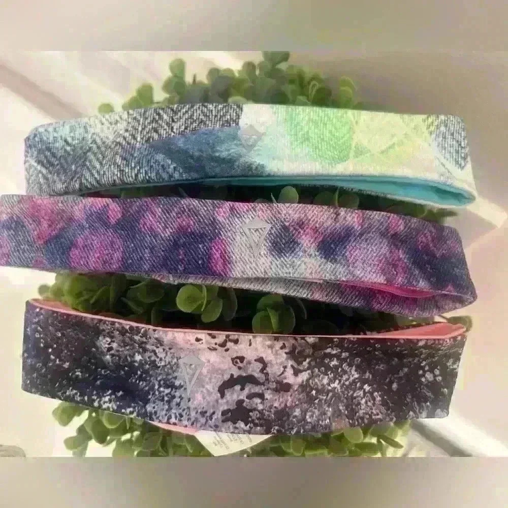 Ivivva by Lululemon set of three headbands.